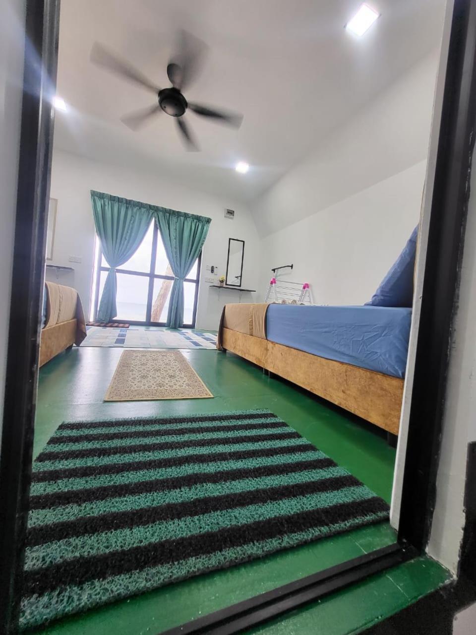 Dewati Roomstay B&B Lang Tengah Exterior foto